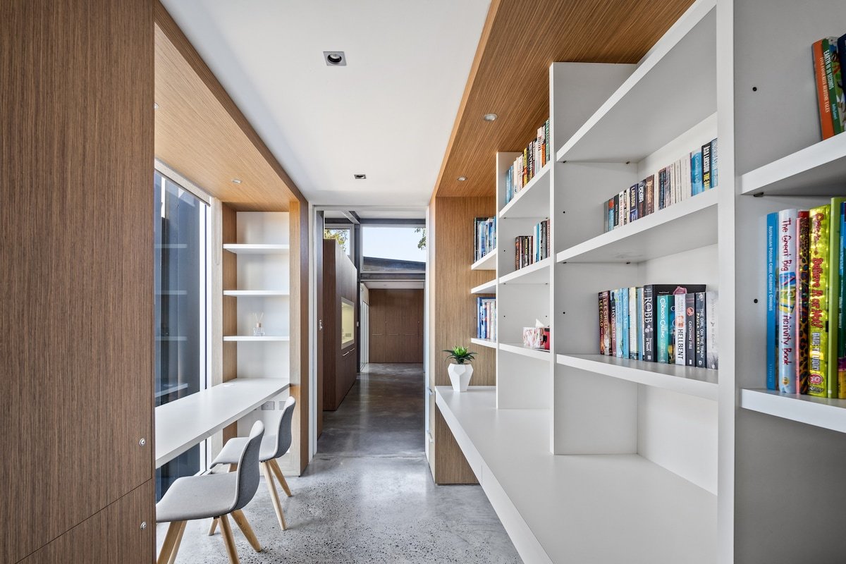 Redgate Beach House with Private Tennis Court gallery image 5