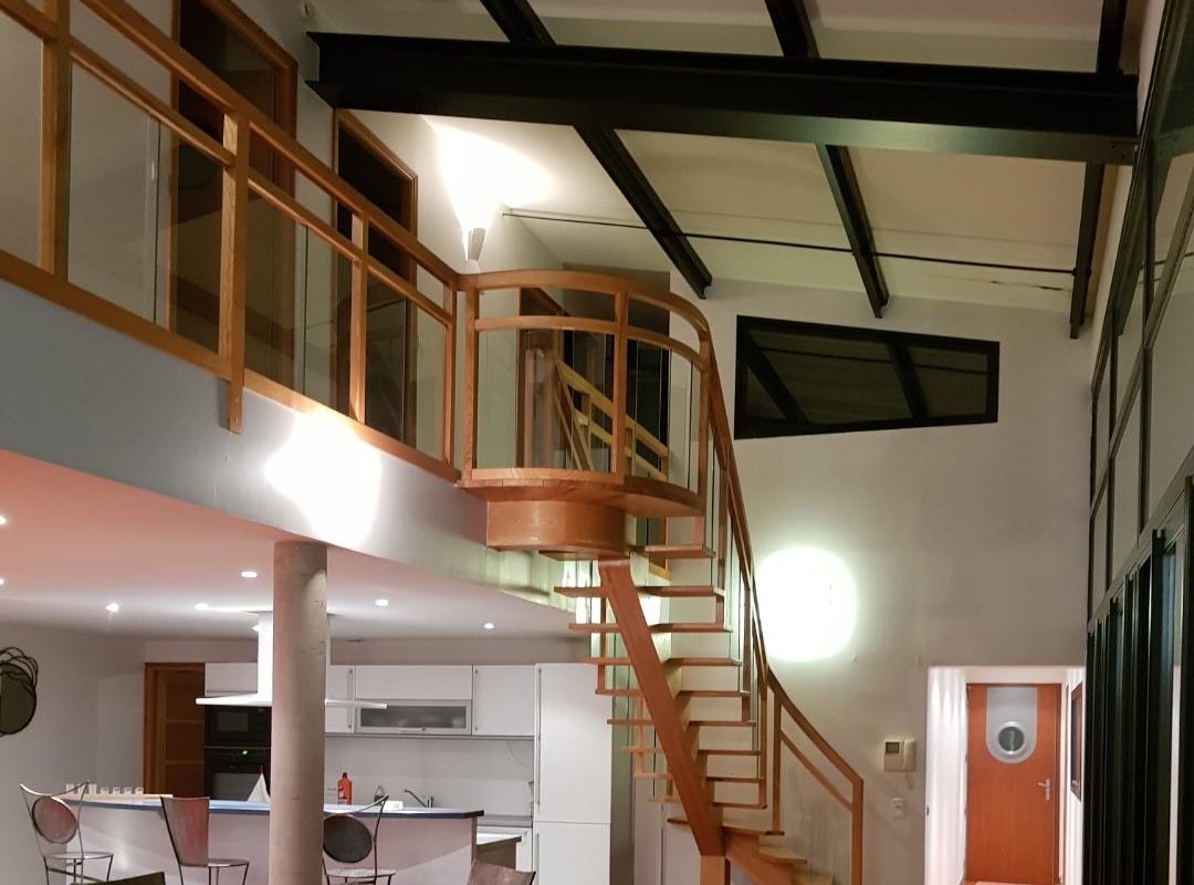 ESPRIT LOFT gallery image 3