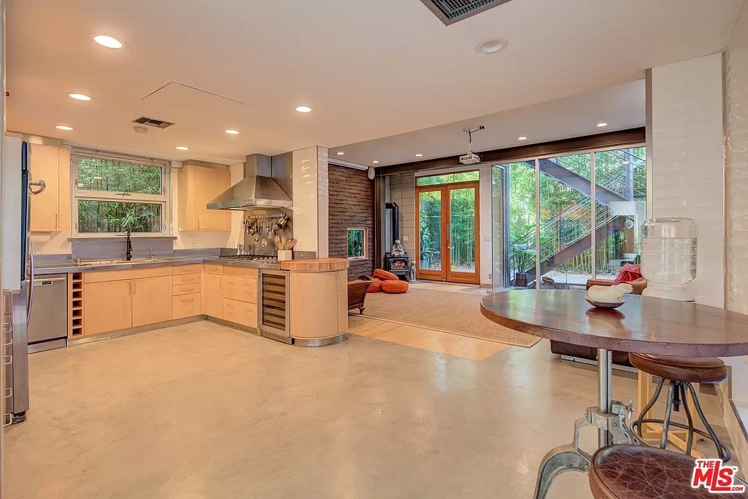 Venice Modern Sanctuary! gallery image 3