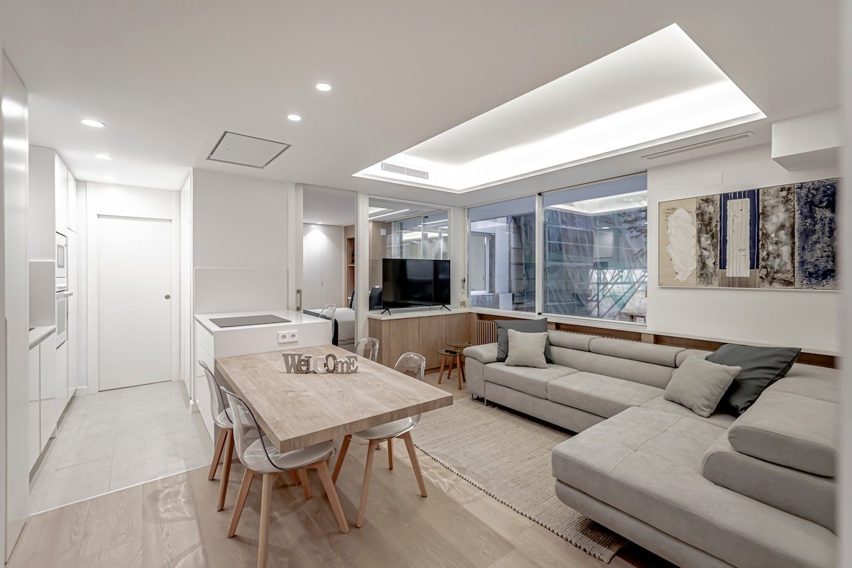 Chamberí Living – New Luxury Apartment (B+C) gallery image 3