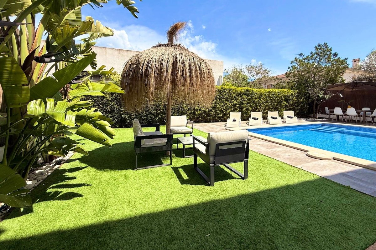 Villa Alegria, con piscina ,cerca de la playa. gallery image 2