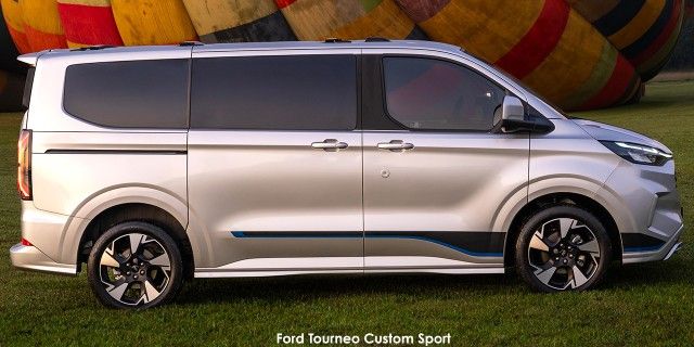FORD TOURNEO CUSTOM 2.0D TITANIUM X A/T - 45 