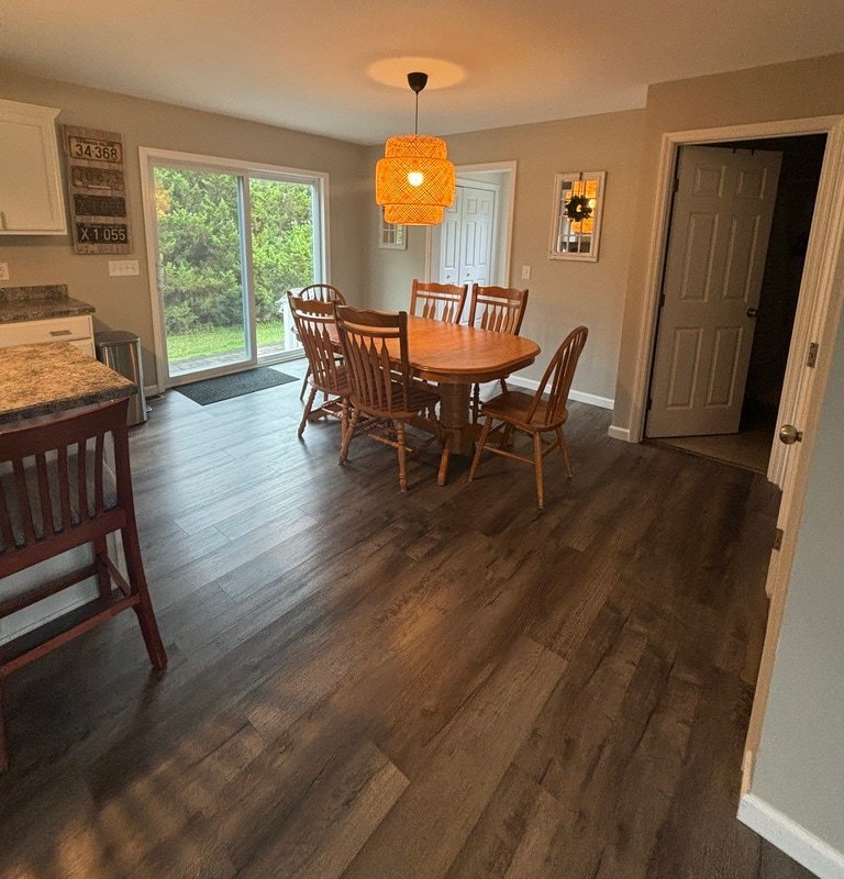 5 BR / 3 BA house in Narragansett Pier! gallery image 5