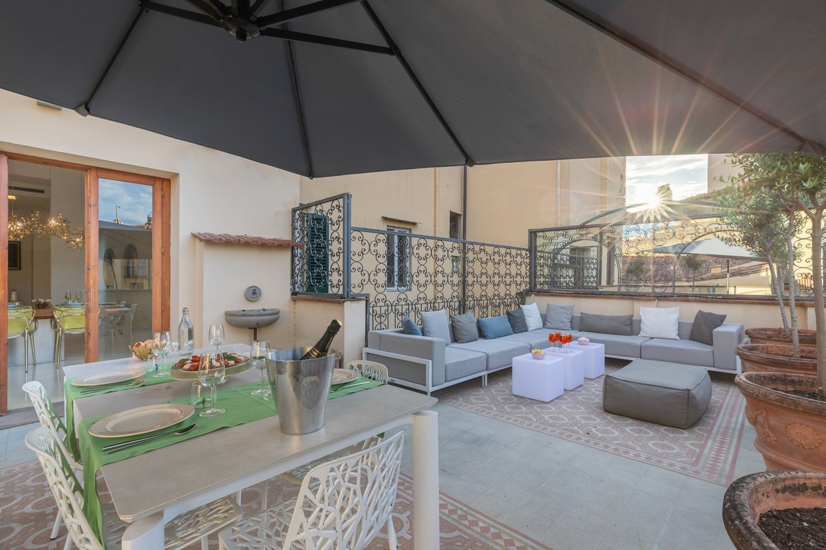 5 Stars Suite with Terrace