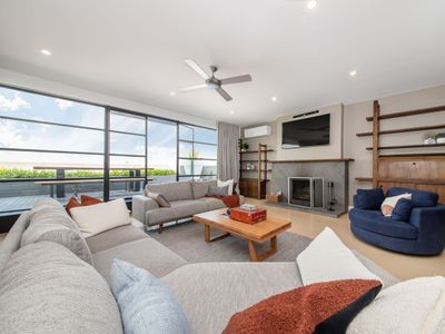 Penthouse with City Views on Chapel