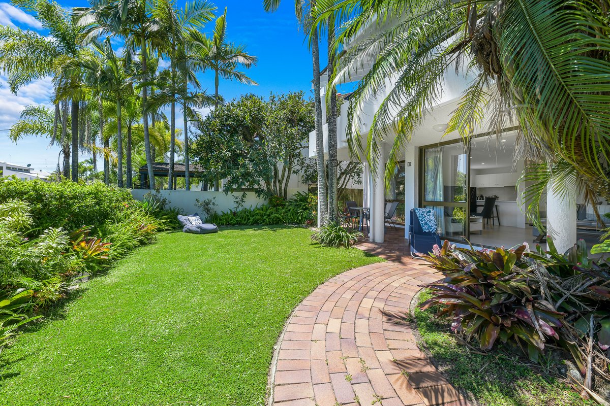 The Garden View – Peaceful Ground Floor Apartment