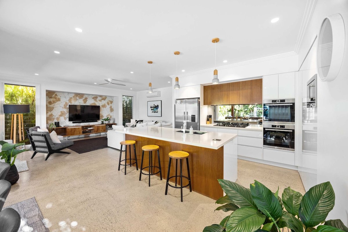 Golden Beach Luxury for Families gallery image 3