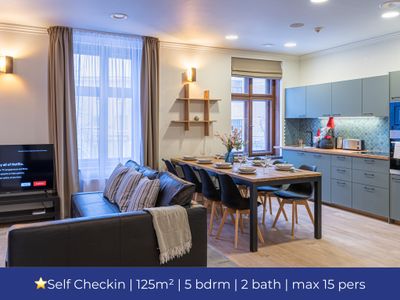 U⓸ Bruny | by Dandelion Apartments & Suites