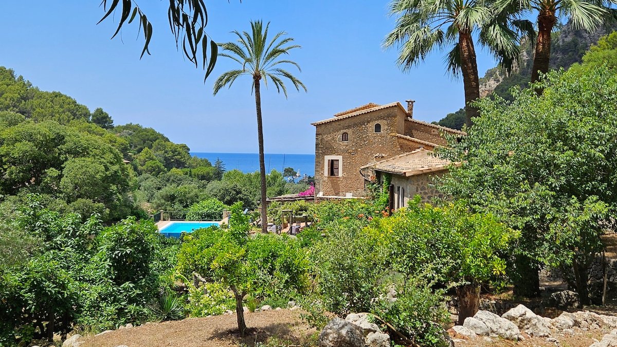 Finca Can Lleig with superb views gallery image 3