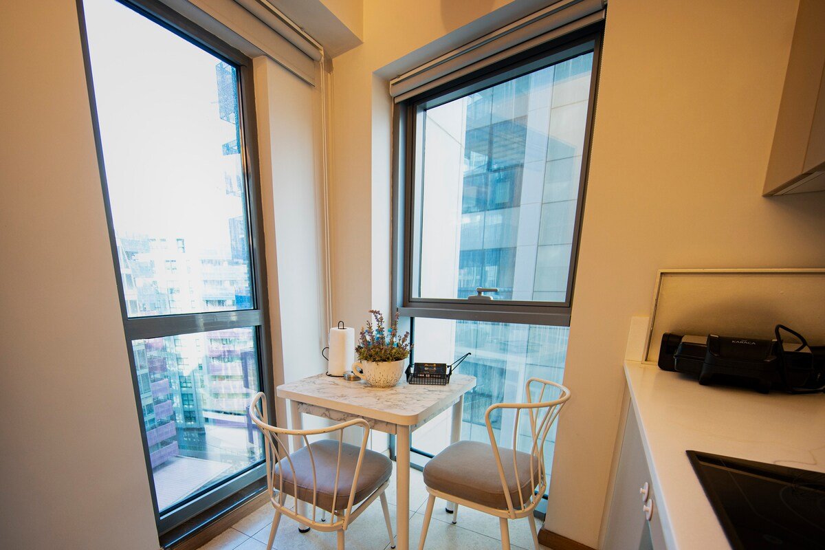 New Furnished 3+1,High Floor,Luxury Residence gallery image 5