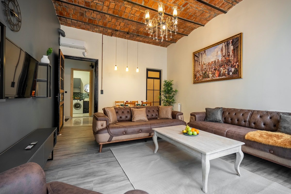 Renovated Flat Near Galata Tower. A/C in All Rooms gallery image 5