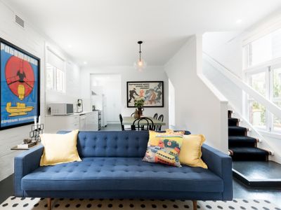 Charming Converted Stables in the Inner City