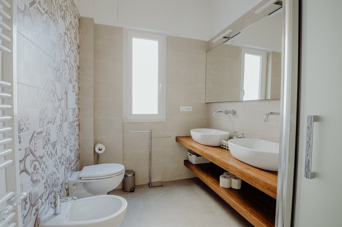 Spacious Apartment up to 10 guests gallery image 4