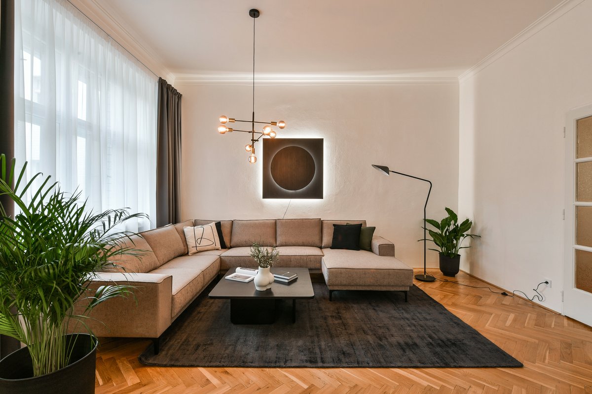 Charming Stylish 3BR Apartment by Stepan No. 6