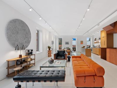 RoveTravel | Noorman | 4BR Greenpoint Duplex