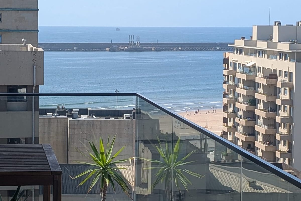 Ático lujo, vista mar y playa gallery image 3