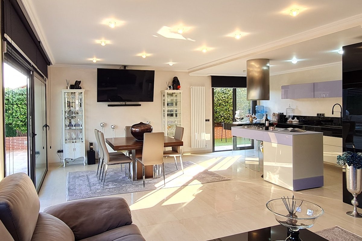 VILLA RIOJA with pool, Only Familys gallery image 4