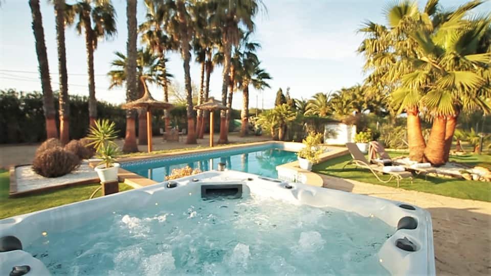 Villa Aladin resort lujo