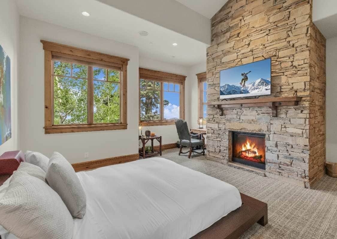 Luxe Park City Escape | Hot Tub & Theater gallery image 3