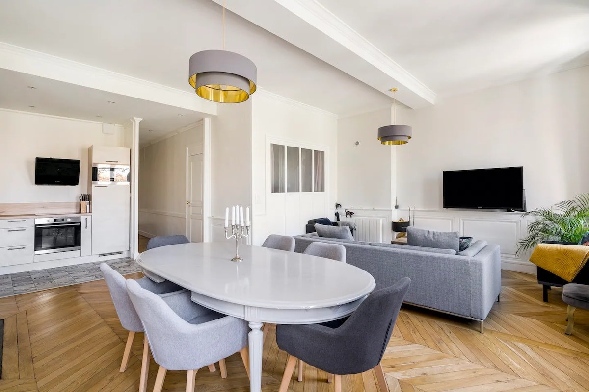 ❤Presqu’île au fil de l’eau (Hypercentre de Lyon)❤ gallery image 4