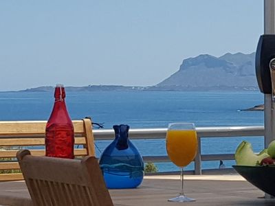 Seaview Villa Patroklos, pool-1 min walk to beach!