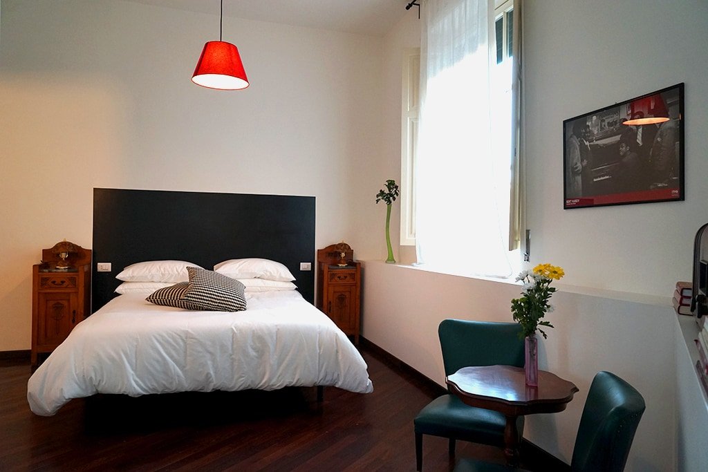 charming flat for 2/9 near Vatican City gallery image 5