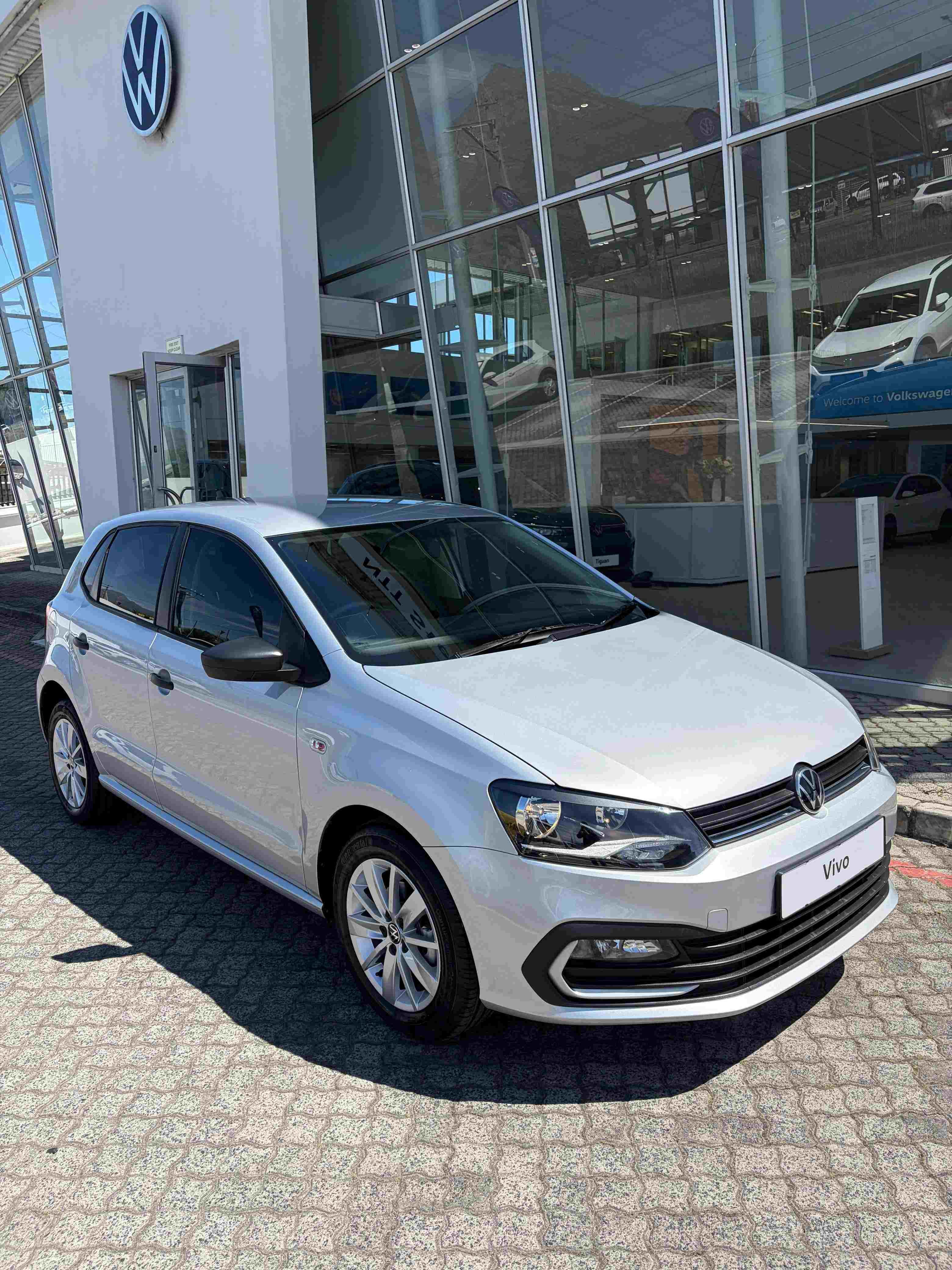 VOLKSWAGEN POLO VIVO 1.4 for Sale in South Africa