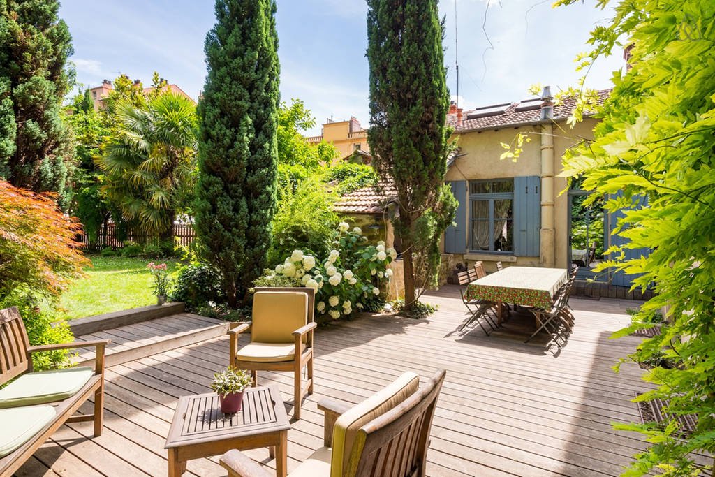 LOFT avec jardin – Vieux Lyon – 16 pers. max.