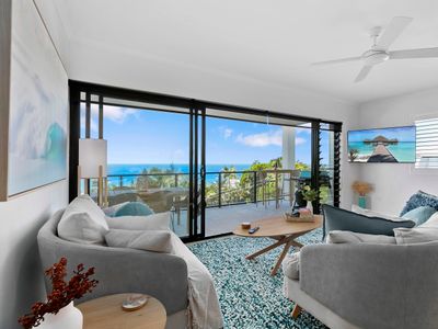 Ocean Viewpoint: Stunning Sunshine Beach Views