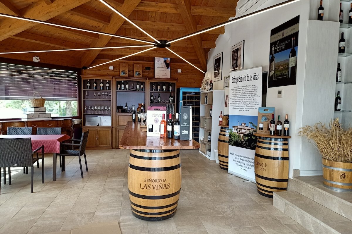 Entre viñedos cn piscina en bodega d Rioja gallery image 5