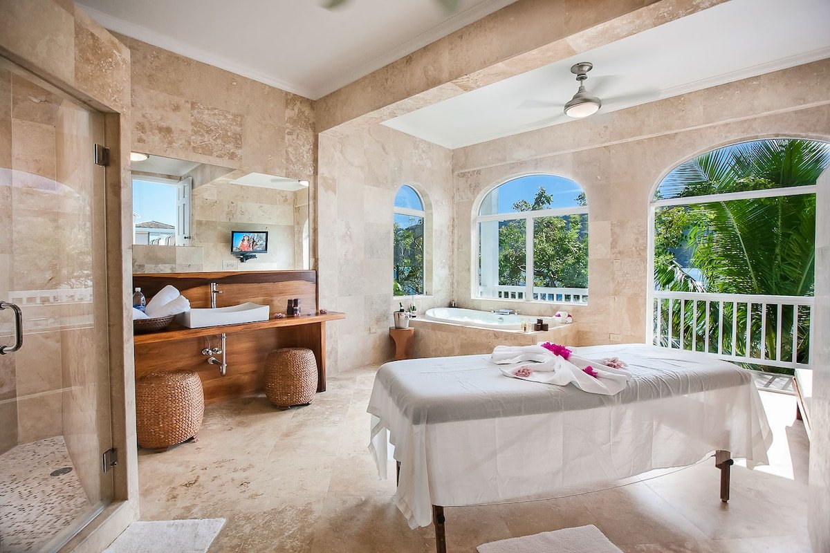 Sand Dollar Estate – 9 bedrooms gallery image 3