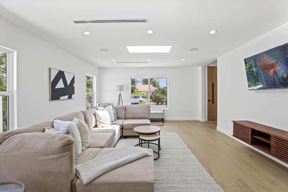 Super Host Resort Home Pool/Spa gallery image 3