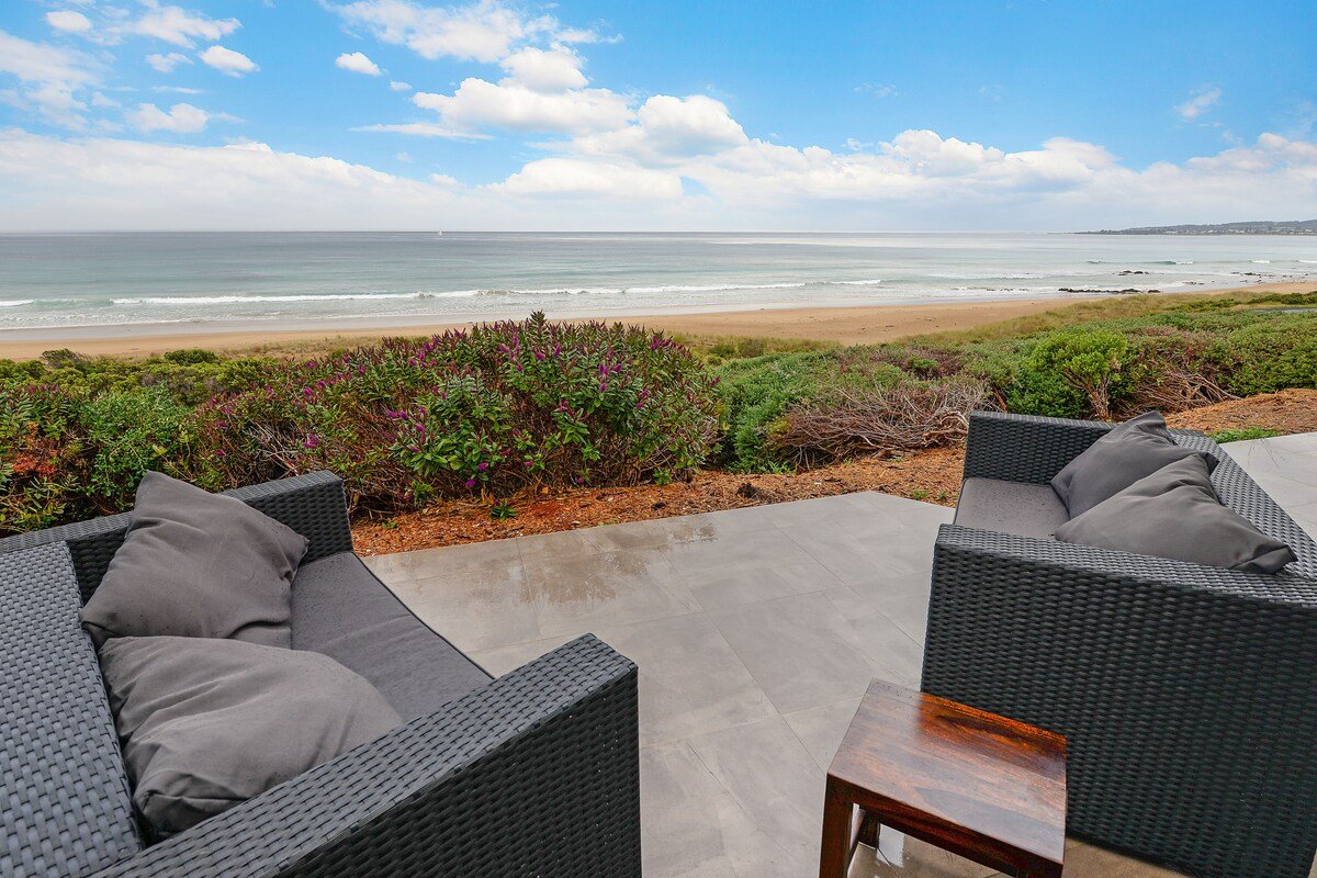 Seafarers Getaway Beach View Lodge #2 gallery image 3