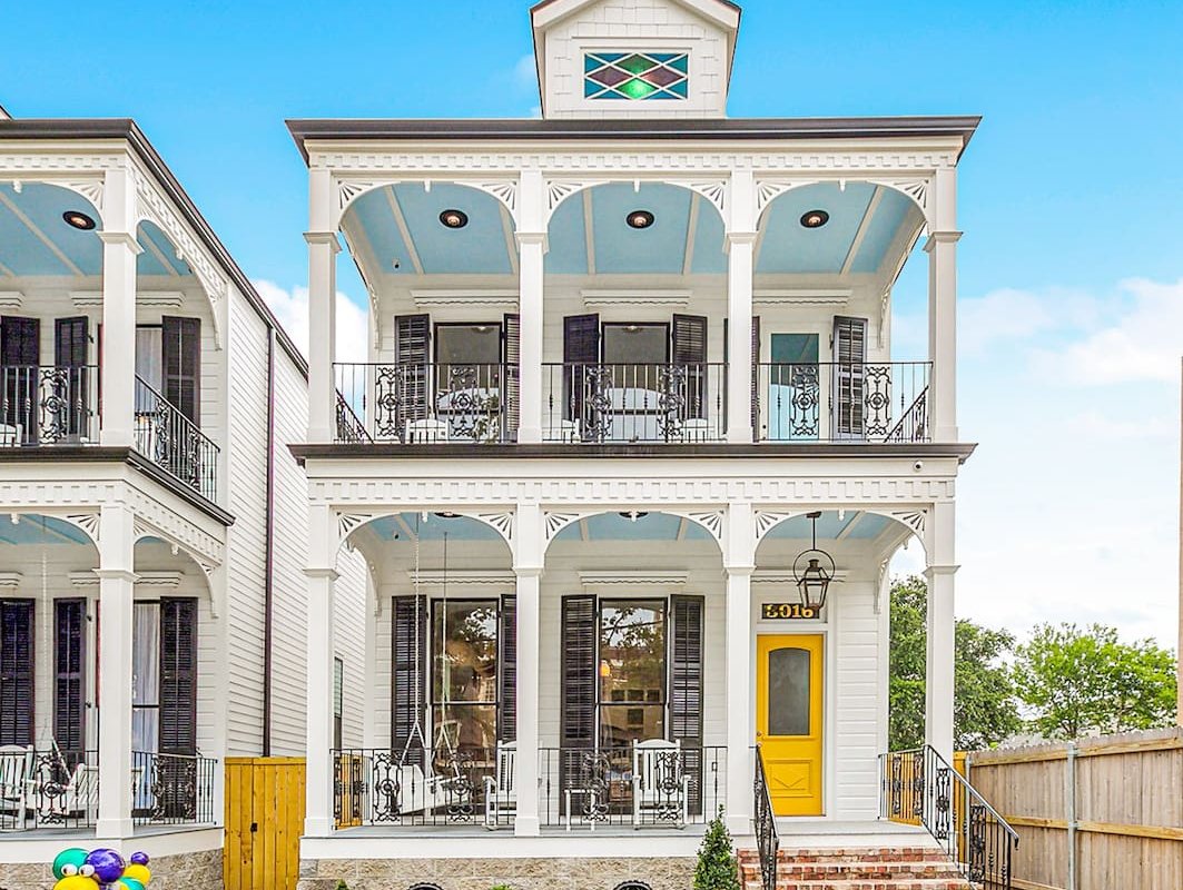 Luxurious Mid City Classic Home On Streetcar Line