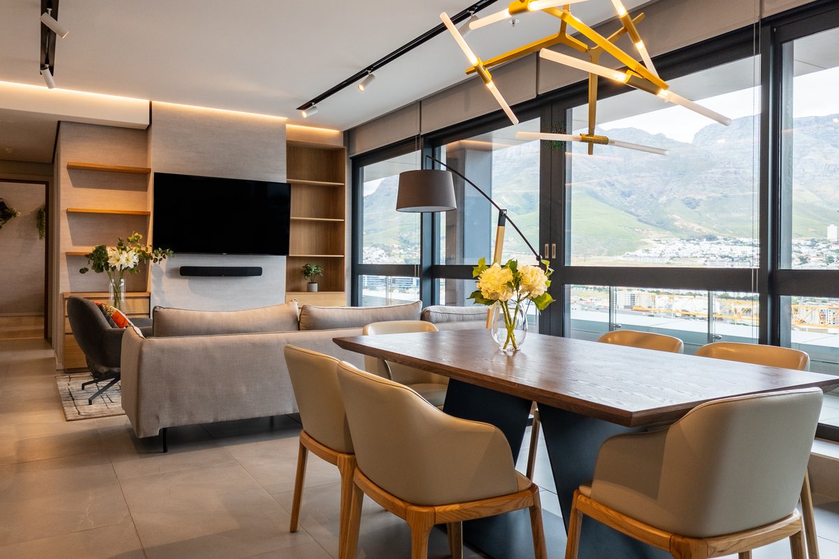 Luxury Three Bedroom Apartment | The Halyard