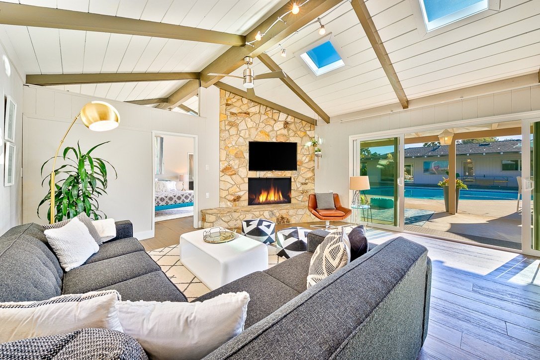 Luxury Gateway to La Jolla gallery image 5