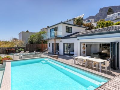 Ty Gwyn Camps Bay – Luxury Villa with pool & views