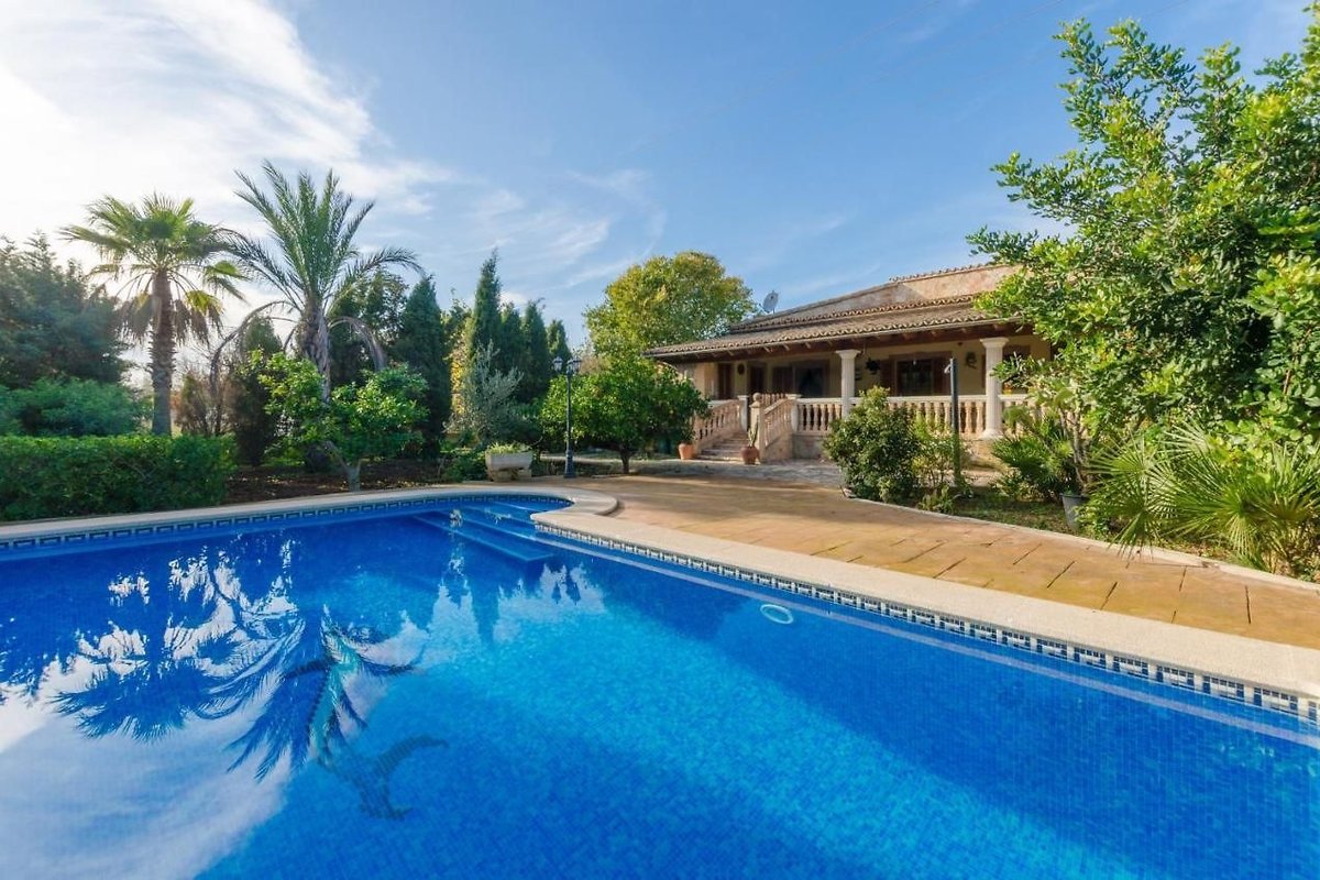 Cas Padrins, villa con piscina privada en Mallorca