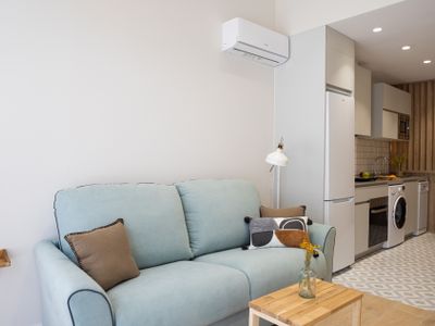 The Serreria Rooms V by Florit Flats