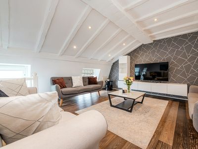 South Kensington Two Bedroom Penthouse – Balcony