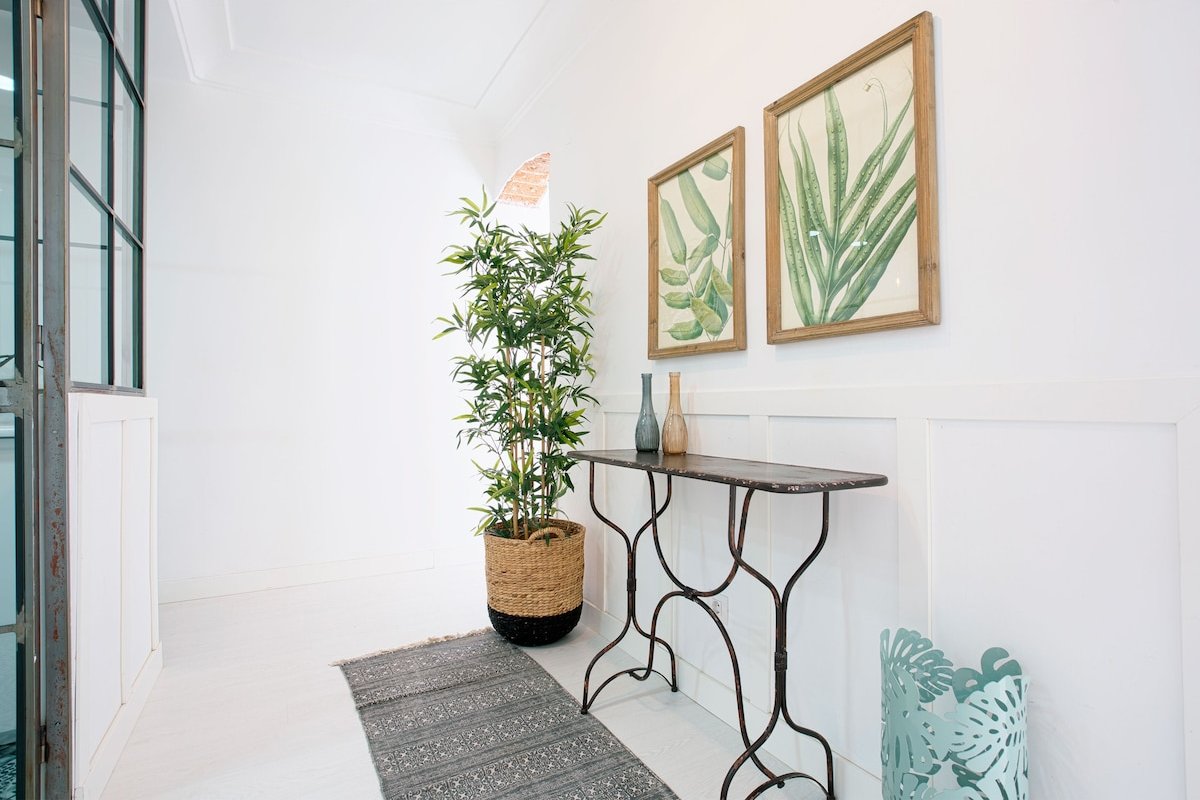 Exclusive apartment next to Cibeles. Chueca II gallery image 5