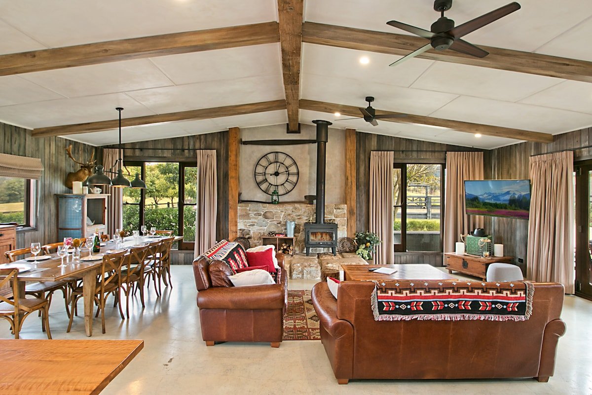 Highfield Farmstay Ultimate Farm House gallery image 5