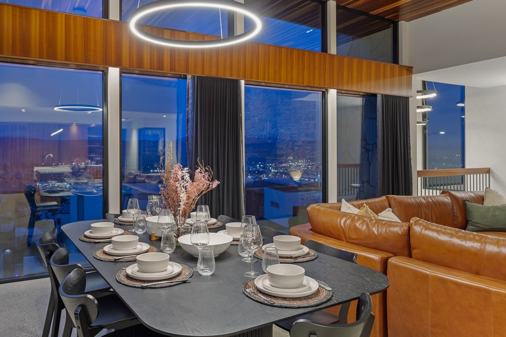 Lachlan Retreat Luxury Entertainer gallery image 4