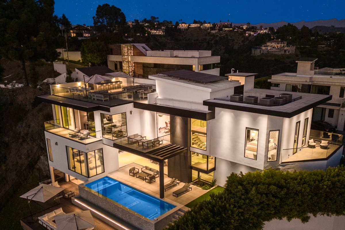 Bel Air Dreamy Escape with Theater & Rooftop Views