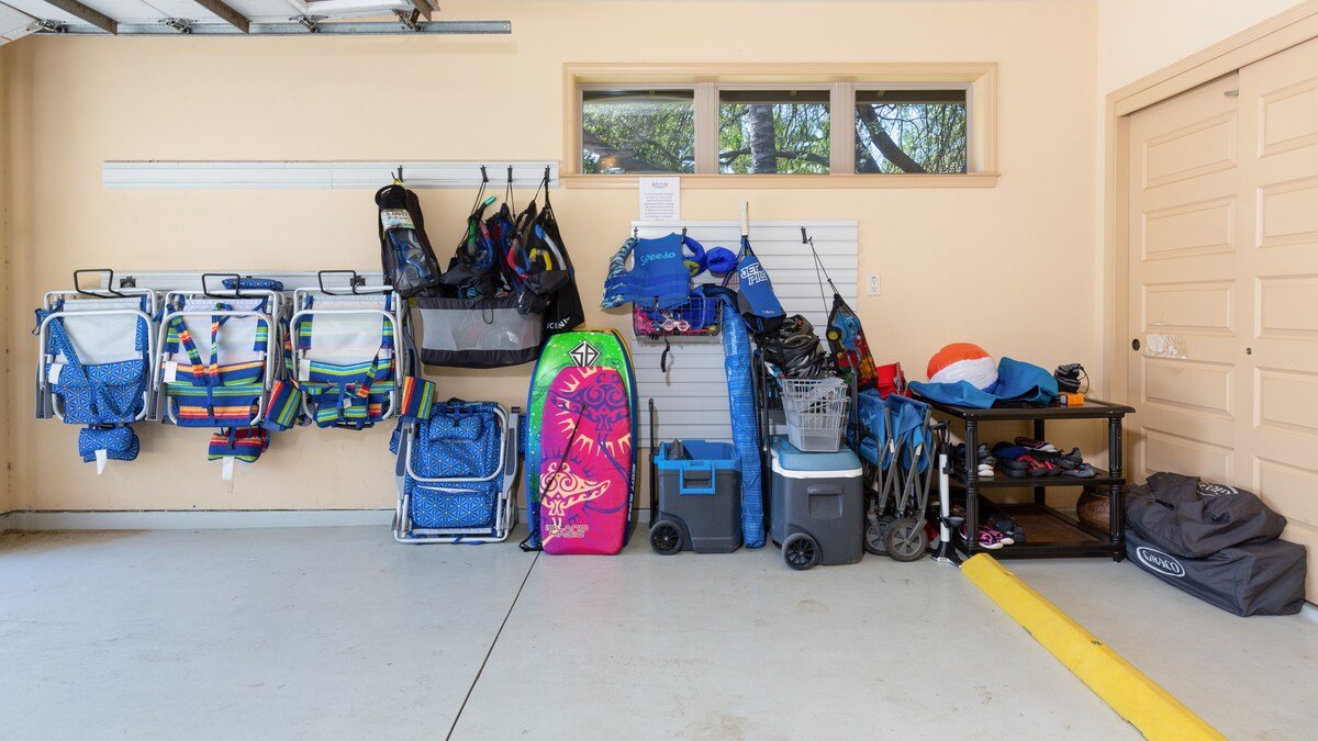 PiH: Coral Reef: BIG Golf Discounts | Pool & Spa gallery image 4