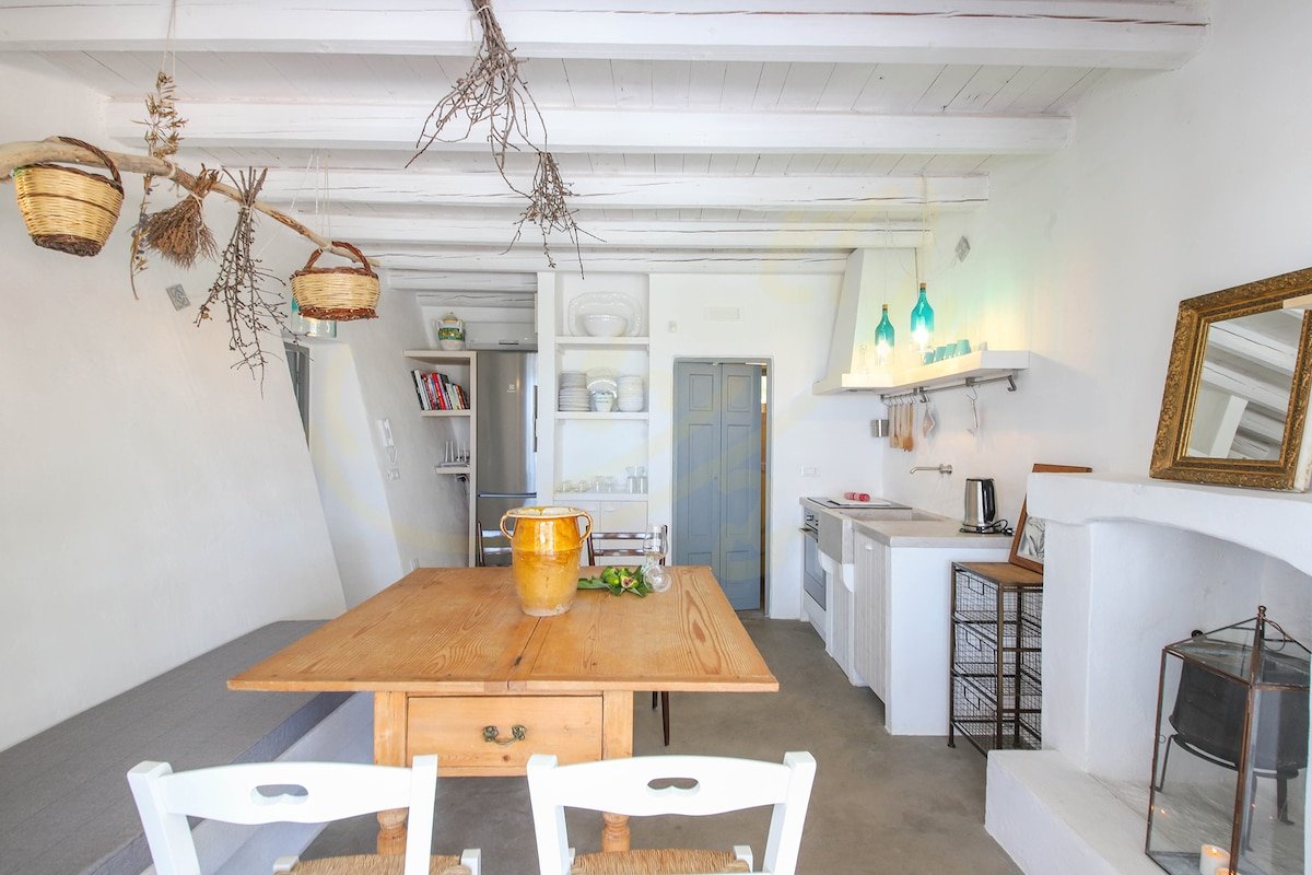 TDTrulli del Podere Trulli with Pool & Scenic View gallery image 5