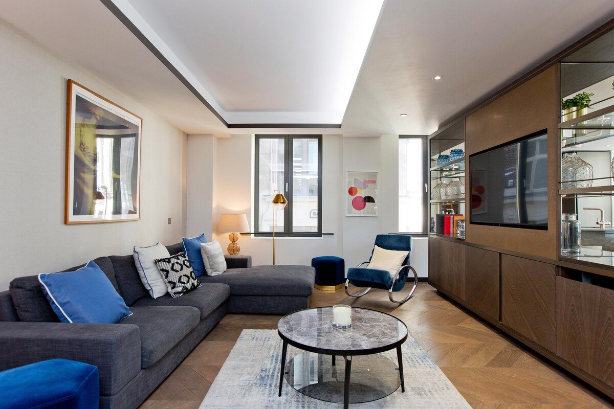 Golden Square One gallery image 5