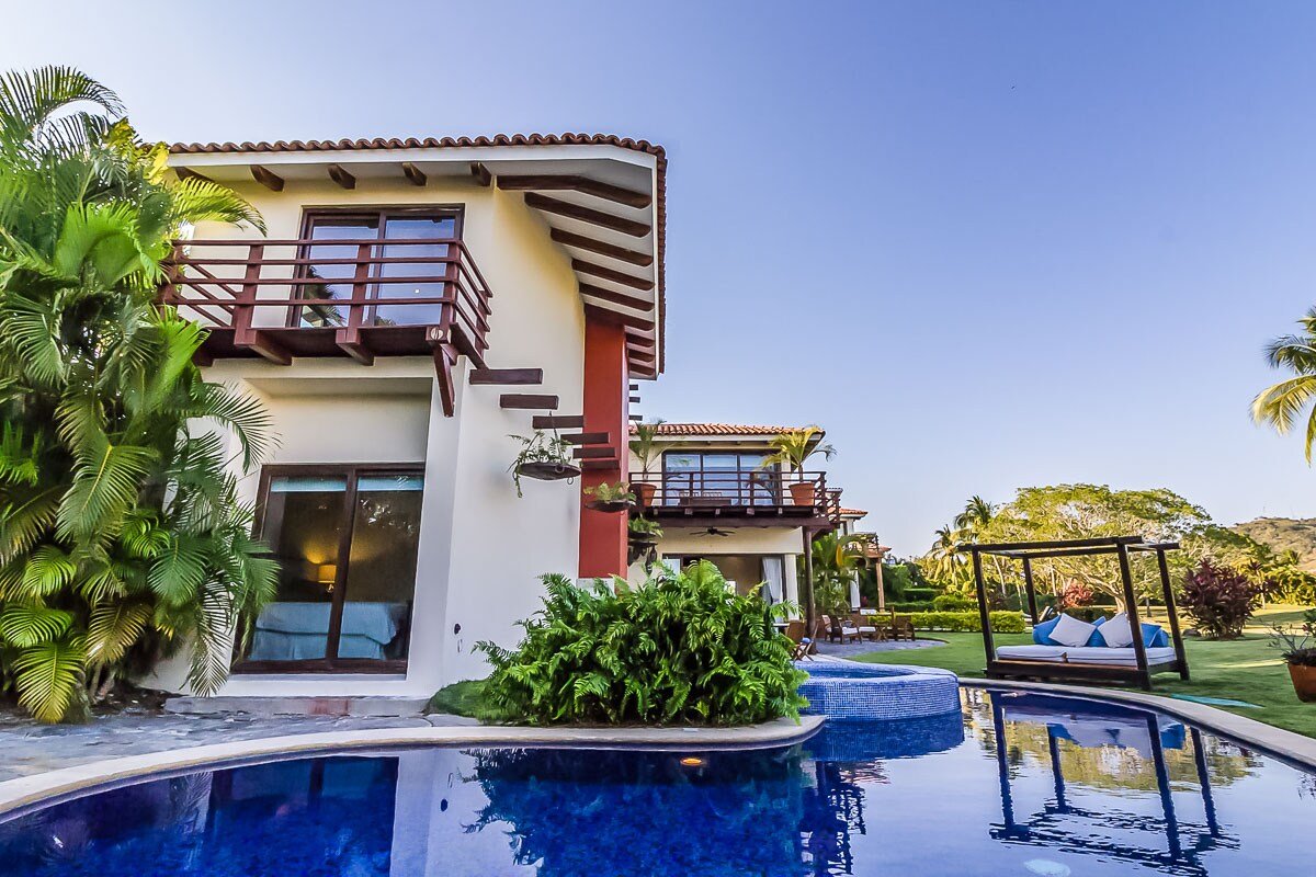 On 7th Hole Fairway with Access to Beach Clubs! gallery image 2