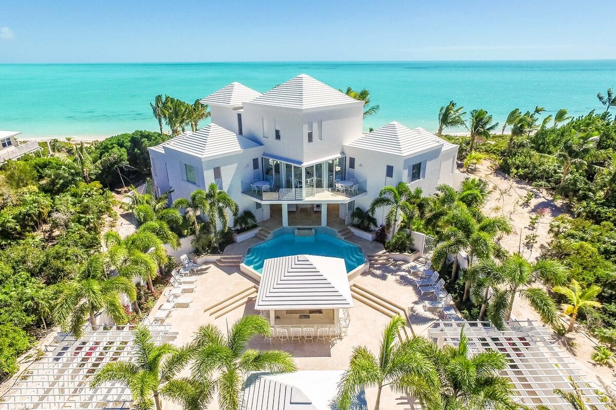 Turks & Caicos Dream – Beachfront + Full Service gallery image 2