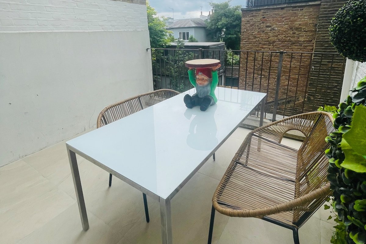 Townhouse in Chelsea gallery image 5